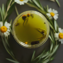 Cargar imagen en el visor de la galería, Herbal Eczema Salve
